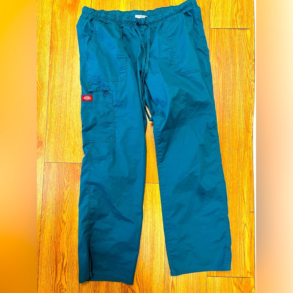 Dickies green scrub pants.